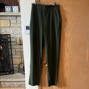 Athleta Men's Dark Green Chinos